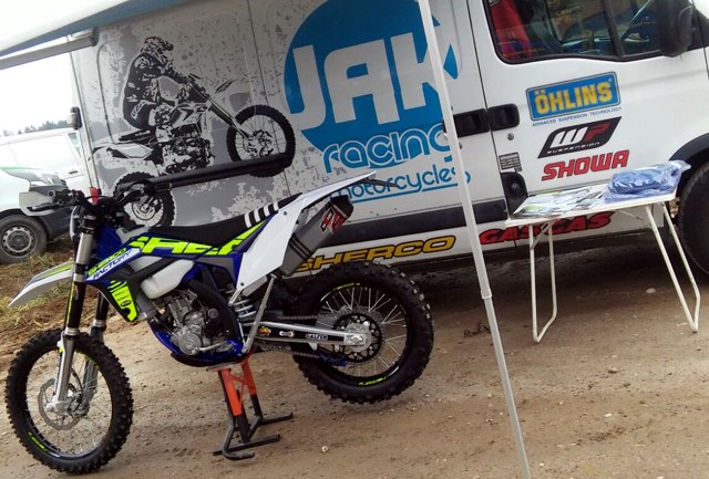 1113 sherco1