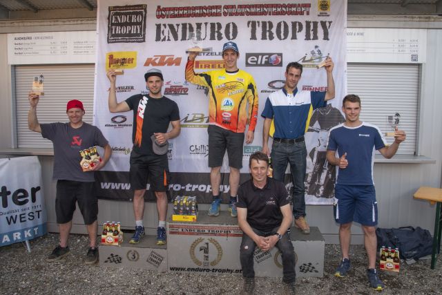 0515 trophy3