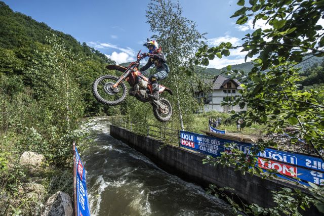 0728 redbullromaniacs end1