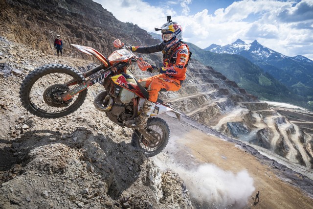Nathan Watson races during the Red Bull Hare Scramble 2019 in Eisenerz, Austria on June 2, 2019 // Philip Platzer/Red Bull Content Pool // AP-1ZHAUMKYD2111 // Usage for editorial use only // Please go to www.redbullcontentpool.com for further information. // 
