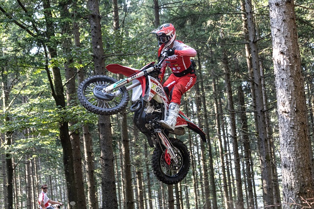 1015 isde
