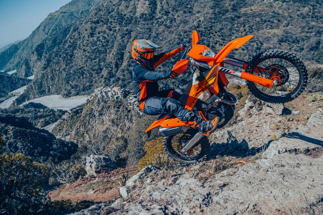 0806 ktm2026up